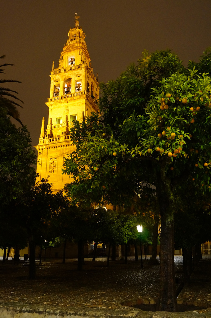 Córdoba: Campanile der Mezquita